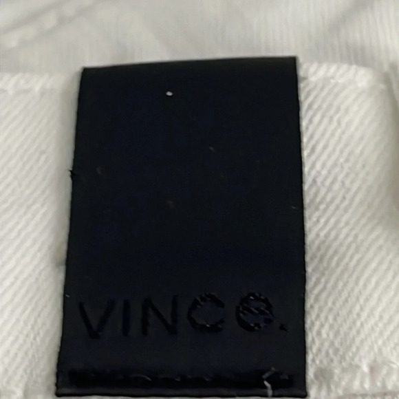 Vince 5 Pocket Relaxed Rolled Denim Shorts in Optic White - Size 31 - Picture 4 of 7